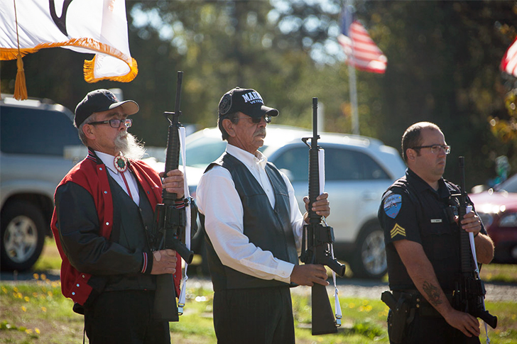 Tulalip Veterans helps veterans with services and coordination of activities – photo of honor guard 5